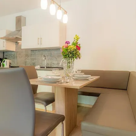 Wohnung-c-305